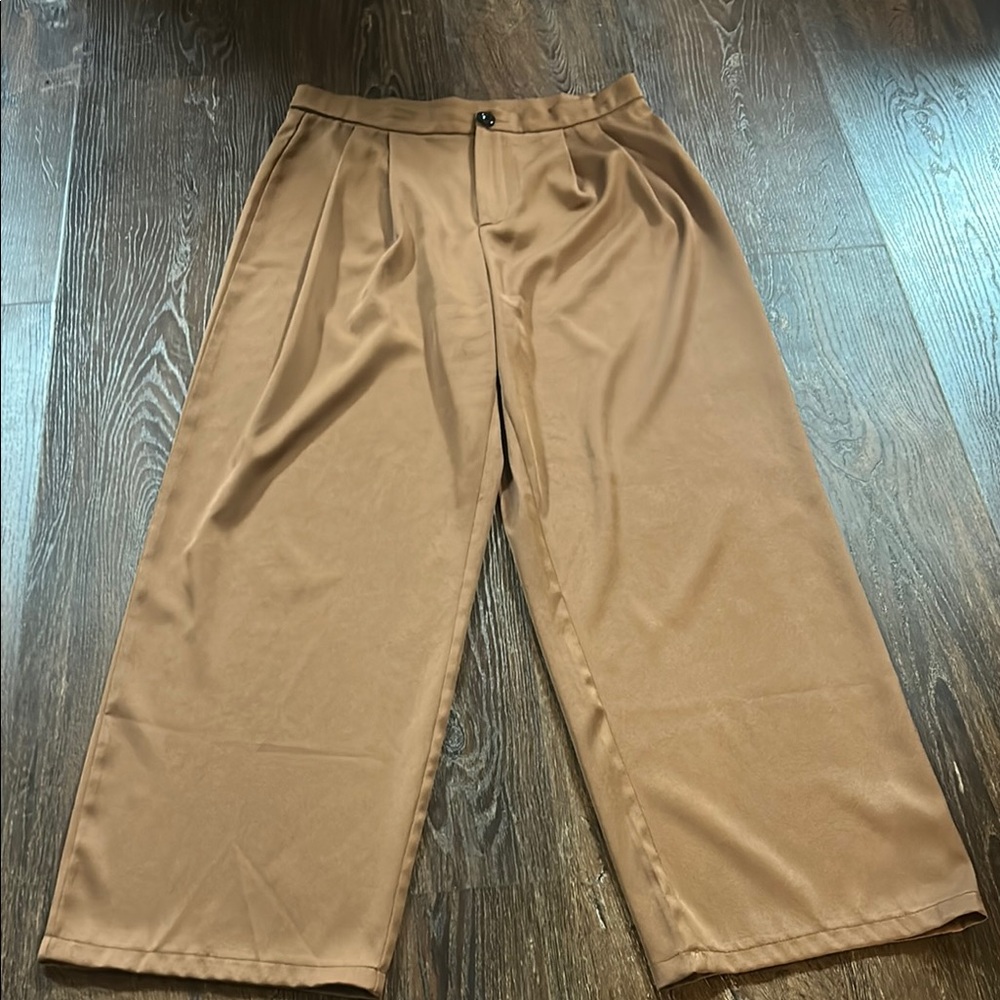 Women’s  Tan Pants